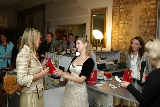 1160300734_images127.jpg — картина, Выставка в Питере